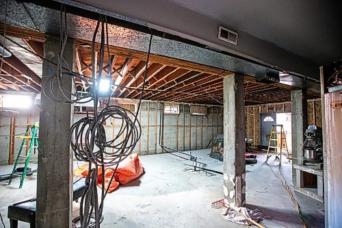 MIKAELA MACKENZIE / WINNIPEG FREE PRESS

Renovations happening in the basement at the Manitoba Hindu Society Temple on Thursday, Oct. 12, 2023. For Brenda Suderman story.
Winnipeg Free Press 2023.