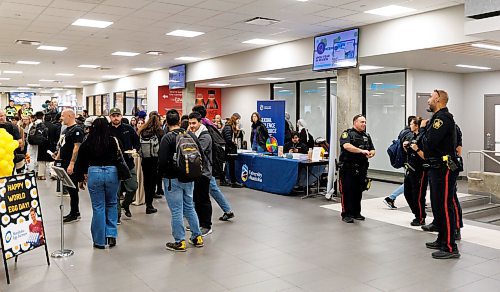 MIKE DEAL / WINNIPEG FREE PRESS
Winnipeg Police officers in University Centre at the UofM Fort Garry campus Friday afternoon, showing an increased presence because of the Hamas-Israel conflict.
231013 - Friday, October 13, 2023.