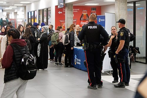 MIKE DEAL / WINNIPEG FREE PRESS
Winnipeg Police officers in University Centre at the UofM Fort Garry campus Friday afternoon, showing an increased presence because of the Hamas-Israel conflict.
231013 - Friday, October 13, 2023.