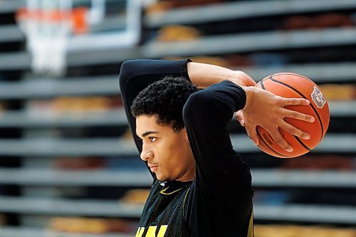 MIKE DEAL / WINNIPEG FREE PRESS
U of M men&#x2019;s basketball guard, Daren Watts, during practice at Investors Group Athletic Centre Friday afternoon.
See Mike Sawatzky story
231013 - Friday, October 13, 2023.