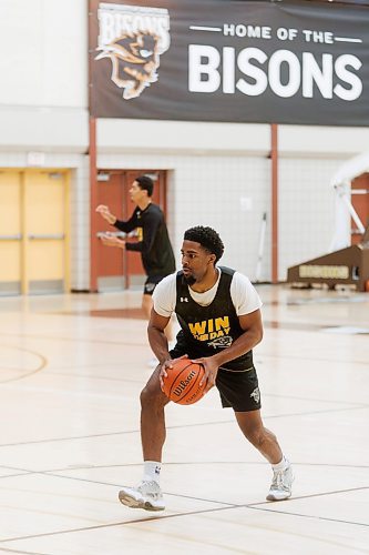 MIKE DEAL / WINNIPEG FREE PRESS
U of M men&#x2019;s basketball guard, Andre Gray II, during practice at Investors Group Athletic Centre Friday afternoon.
See Mike Sawatzky story
231013 - Friday, October 13, 2023.