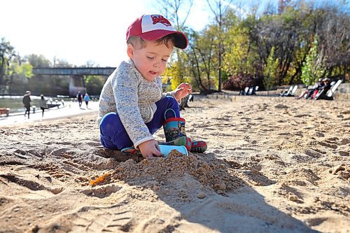 RUTH BONNEVILLE / WINNIPEG FREE PRESS

Weather Standup -  Forks Sand

Henry Jeffers (21/2yrs), plays in the sand on a beautiful mid-October afternoon while his Nan (Grandmother) Wendy Squires, and Nan's dog, Sophie, watch nearby on the sandy banks of the Assiniboine River at the Forks Monday. 

 Henry's family, including his mom and dad, decided to explore the Forks with visiting family to take in the gorgeous weather and sites.  

October 16th, 2023