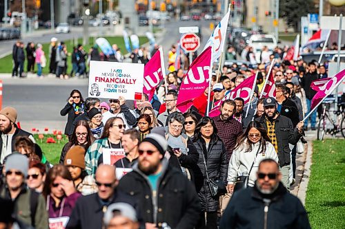 MIKAELA MACKENZIE / WINNIPEG FREE PRESS

Striking MPI employees rally at the Manitoba Legislative Building on Tuesday, Oct. 17, 2023. For Malak story.
Winnipeg Free Press 2023.