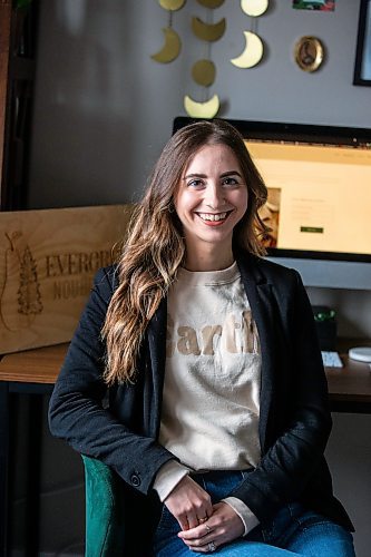 MIKAELA MACKENZIE / WINNIPEG FREE PRESS

Chanelle Lagass, founder of Evergreen Nourish Co (a nutritionist service with an environmental focus), in her home office in St. Agathe on Tuesday, Oct. 17, 2023. For Janine LeGal story.
Winnipeg Free Press 2023.