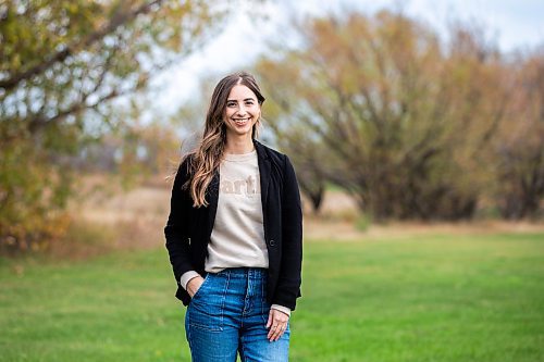 MIKAELA MACKENZIE / WINNIPEG FREE PRESS

Chanelle Lagass, founder of Evergreen Nourish Co (a nutritionist service with an environmental focus), in St. Agathe on Tuesday, Oct. 17, 2023. For Janine LeGal story.
Winnipeg Free Press 2023.