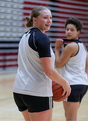 RUTH BONNEVILLE / WINNIPEG FREE PRESS

Sports - Basketb

U of W women's basketball practice at Duckworth Centre Wednesday. 

Photo of Carmen Hiebert at practice.  



October 18th, 2023