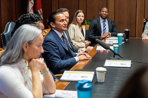 MIKE DEAL / WINNIPEG FREE PRESS
Premier Wab Kinew meets with members of the executive council for their first cabinet meeting at the Manitoba Legislative building Thursday morning.
231019 - Thursday, October 19, 2023.