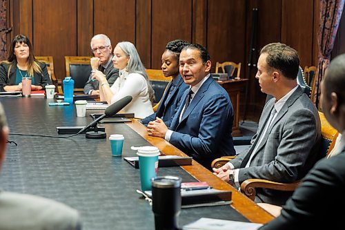 MIKE DEAL / WINNIPEG FREE PRESS
Premier Wab Kinew meets with members of the executive council for their first cabinet meeting at the Manitoba Legislative building Thursday morning.
231019 - Thursday, October 19, 2023.