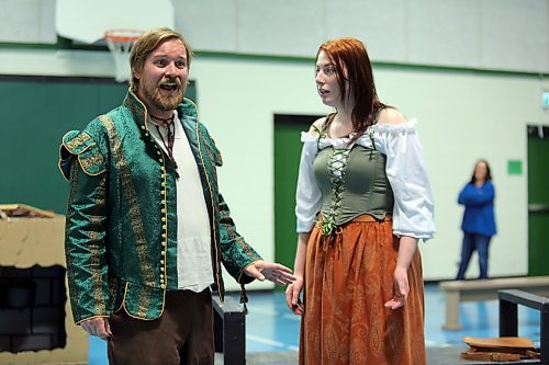 Nadine McLachlan as Portia (right) stares in disbelief at Erik Fjeldsted as Nick Bottom (left) during a dress rehearsal of "Something Rotten" at Elton Collegiate on Sunday. Mecca Productions' next musical is set to take the stage at the Western Manitoba Centennial Auditorium from Nov. 2-5. (Colin Slark/The Brandon Sun)