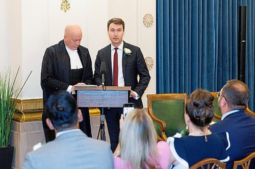 MIKE DEAL / WINNIPEG FREE PRESS
Josh Guenter is sworn in.
PC Leader Heather Stefanson, PC Caucus Chair Ron Schuler and all other 20 PC MLA-elects attend Room 200 in the Manitoba Legislative building for the swearing in ceremony for PC MLAs.
231023 - Monday, October 23, 2023.