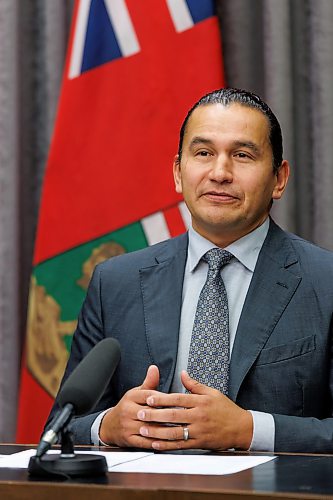 MIKE DEAL / WINNIPEG FREE PRESS
Premier Wab Kinew and Health Minister Uzoma Asagwara release an open letter to the works in the provinces health care community during a press conference at the Manitoba Legislative building Tuesday morning.
231024 - Tuesday, October 24, 2023.