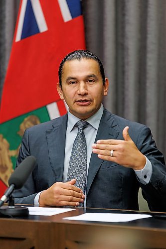 MIKE DEAL / WINNIPEG FREE PRESS
Premier Wab Kinew and Health Minister Uzoma Asagwara release an open letter to the works in the provinces health care community during a press conference at the Manitoba Legislative building Tuesday morning.
231024 - Tuesday, October 24, 2023.