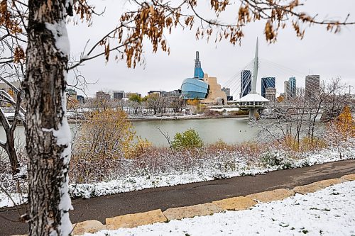 RUTH BONNEVILLE / WINNIPEG FREE PRESS

Weather Standup 

Picturesque panorama with fresh-fallen snow with CMU in Winnipeg's skyline Thursday. 

October 26th, 2023