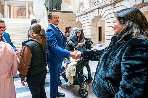 MIKAELA MACKENZIE / WINNIPEG FREE PRESS

Premier Wab Kinew shakes hands with Melissa Robinson (cousin of Morgan Harris) before meeting with families of Morgan Harris and Marcedes Myran and Indigenous leadership at the Manitoba Legislative Building on Thursday, Oct. 26, 2023. For Chris story.
Winnipeg Free Press 2023.