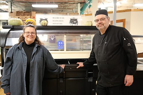 Helping Hands Centre of Brandon executive director Amanda Bray and chef Murray Kempthorne. (Abiola Odutola/The Brandon Sun)