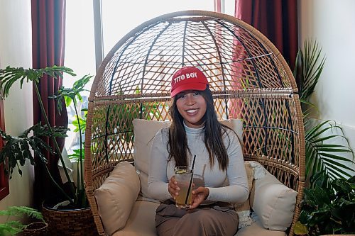 MIKE DEAL / WINNIPEG FREE PRESS
Jackie Wild who owns Tito Boy, a Filipino restaurant in South St. Vital (730 St Anne's Rd.), with a Calamansi Lychee Lemonade.
See Eva Wasney story
231025 - Wednesday, October 25, 2023.