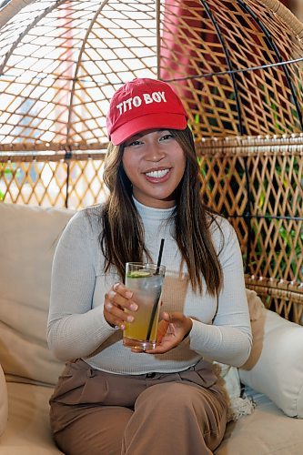 MIKE DEAL / WINNIPEG FREE PRESS
Jackie Wild who owns Tito Boy, a Filipino restaurant in South St. Vital (730 St Anne's Rd.), with a Calamansi Lychee Lemonade.
See Eva Wasney story
231025 - Wednesday, October 25, 2023.