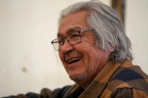 Tom LaFortune in &#x201c;The Shack,&#x201d; his tent setup for wood carving in Victoria, BC, Wednesday, April 19, 2023. LaFortune works closely with Robert Sanderson. (Trevor Hagan / Winnipeg Free Press)