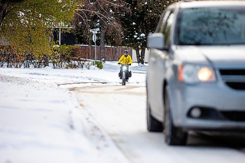 MIKAELA MACKENZIE / WINNIPEG FREE PRESS

Ian Walker, a local cyclist who was recently hit by a cup of coffee by a motorist upset that he was riding a bike, on Tuesday, Oct. 31, 2023. For Kevin story.
Winnipeg Free Press 2023.