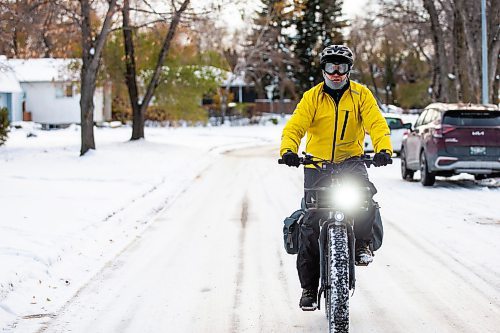 MIKAELA MACKENZIE / WINNIPEG FREE PRESS

Ian Walker, a local cyclist who was recently hit by a cup of coffee by a motorist upset that he was riding a bike, on Tuesday, Oct. 31, 2023. For Kevin story.
Winnipeg Free Press 2023.