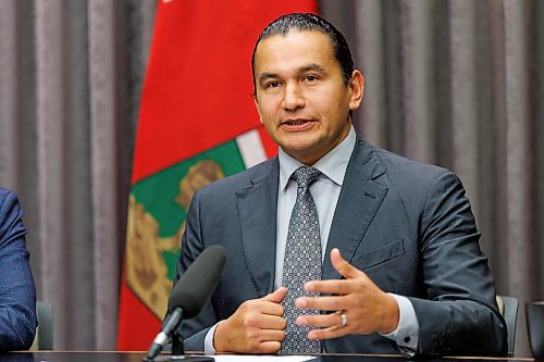 MIKE DEAL / WINNIPEG FREE PRESS
Premier Wab Kinew and Health Minister Uzoma Asagwara release an open letter to the works in the provinces health care community during a press conference at the Manitoba Legislative building Tuesday morning.
231024 - Tuesday, October 24, 2023.