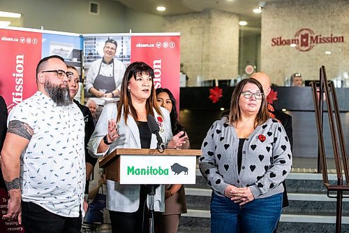 MIKAELA MACKENZIE / WINNIPEG FREE PRESS

Housing, Addictions and Homelessness Minister Bernadette Smith speaks at a re-announcement of funding for expanded (daytime) shelter hours during a press conference at Siloam Mission on Thursday, Nov. 2, 2023. For Katie May story.
Winnipeg Free Press 2023.