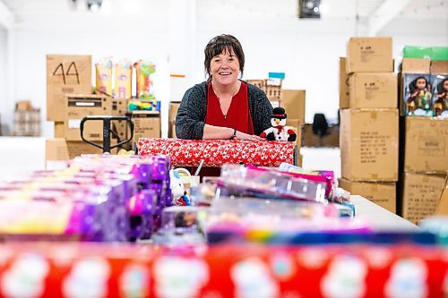 MIKAELA MACKENZIE / WINNIPEG FREE PRESS

Shawna Bell, executive director, at the Christmas Cheer Board headquarters on Thursday, Nov. 2, 2023. They are opening the phone lines tomorrow (the earliest they ever have) in anticipation of a greater need for hampers this year. For Kevin story.
Winnipeg Free Press 2023.