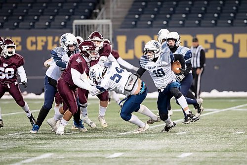 BROOK JONES / WINNIPEG FREE PRESS
The Grant Park High School Pirates claimed a 24-21 victory over the St. Paul's High School Crusaders in the Winnipeg High School Football League AAAA Conference (top bracket) semi-final of the ANAVETS Bowl at IG Field in Winnipeg, Man., Friday, Nov. 3,. 2023. Pictured: Grant Park Pirates tailback Jessse runs with the football during fourth quarter action.