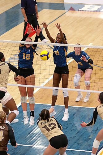 Nerissa Dyer picked up five kills in her first Canada West women's volleyball start as the Brandon University Bobcats lost 3-0 to the Manitoba Bisons at the Healthy Living Centre on Saturday. (Thomas Friesen/The Brandon Sun)