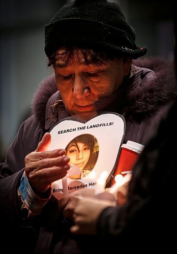 JOHN WOODS / WINNIPEG FREE PRESS
Friends and family joined Donna Bartlett, grandmother of Marcedes Myran, outside the law courts  in Winnipeg Sunday, November 5, 2023. Pre-trial motions for the Skibicki trial will be heard starting Wednesday.


Reporter: tyler