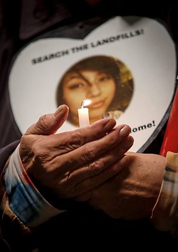 JOHN WOODS / WINNIPEG FREE PRESS
Friends and family of Marcedes Myran gather outside the law courts  in Winnipeg Sunday, November 5, 2023. Pre-trial motions for the Skibicki trial will be heard starting Wednesday.


Reporter: tyler