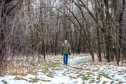 MIKAELA MACKENZIE / WINNIPEG FREE PRESS

Gerald Tole in the forest near Lemay Avenue on Monday, Nov. 6, 2023. He is concerned, as the 22 acres of forest near his home is slated to be developed.
Winnipeg Free Press 2023.