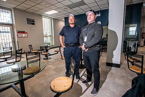 MIKAELA MACKENZIE / WINNIPEG FREE PRESS

Local union head Justin Kelsch (left) and Union of Canadian Correctional Officers west regional president James Bloomfield at Stony Mountain prison on Tuesday, Nov. 7, 2023. The two say that drugs and the resulting violence in the institution have been steadily increasing in the last decade, to a point that both the inmates and employees are in danger and suffering. For Erik story.
Winnipeg Free Press 2023.