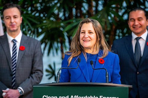 MIKAELA MACKENZIE / WINNIPEG FREE PRESS

Canada&#x573; deputy prime minister and minister of finance Chrystia Freeland makes an announcement at Manitoba Hydro on Thursday, Nov. 9, 2023. For Danielle story.
Winnipeg Free Press 2023.