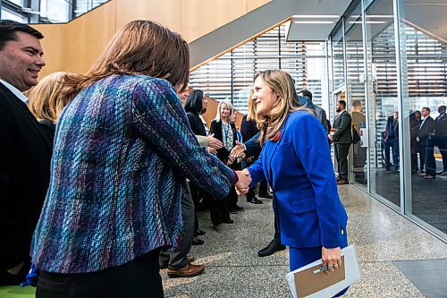 MIKAELA MACKENZIE / WINNIPEG FREE PRESS

Canada&#x573; deputy prime minister and minister of finance Chrystia Freeland meets Manitoba Hydro employees before making an announcement at Manitoba Hydro on Thursday, Nov. 9, 2023. For Danielle story.
Winnipeg Free Press 2023.