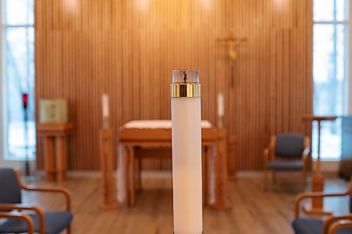 BROOK JONES / WINNIPEG FREE PRESS
After 60 years located on 74 acres in the RM of West St. Paul, St. Benedict's Monastery has moved to its new location at 419 Youville St., in St. Boniface. Pictured: One of the lectern candles featured inside the chapel at St. Benedict's Monastery in Winnipeg, Man., Tuesday, Nov. 7, 2023.