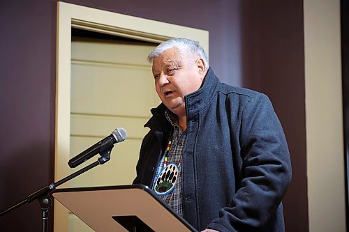 10112023
Gambler First Nation Chief David LeDoux speaks during an announcement in Russell on Friday. Gambler First Nation announced a $1 Million donation to the John James Tanner Legacy Foundation, which aims to offer a variety of supports to children and families affected by the loss of a family member in relation to Missing and Murdered Indigenous Women, Girls, Men, Boys, and 2SLGBTQQIA+ cases.
(Tim Smith/The Brandon Sun) 