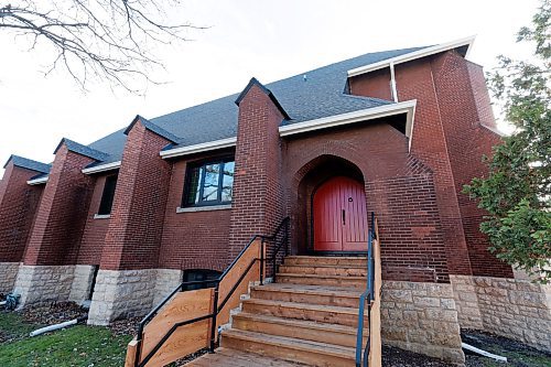 MIKE DEAL / WINNIPEG FREE PRESS
What was once Saint Philip's Anglican Church is now the Philips Square, 240 Tach&#xe9; Avenue. Writer Janine LeGal is a new tenant in one of the six apartments and shares what it&#x2019;s like to live in a newly intentionally designed space with sustainability at the forefront and a strong sense of historical and community features.
See Janine LeGal story
231114 - Tuesday, November 14, 2023.