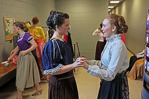 14112023
&#xc9;cole Secondaire Neelin High School students Mila Yuel and Annika Laluk prep backstage during Neelin&#x2019;s presentation of the musical Where&#x2019;s Charlie at the Western Manitoba Centennial Auditorium on Wednesday. Performances run until Friday. 
(Tim Smith/The Brandon Sun) 