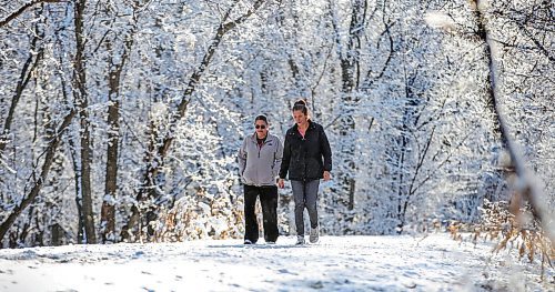 RUTH BONNEVILLE / WINNIPEG FREE PRESS

Weather STDUP 

Longtime friends and co-workers, Sherri Monita (grey sweatshirt) and Julie Brunner enjoy the winter-wonderland surroundings as catch-up while walking along the Red-Wing Trail at Selkirk Park Thursday afternoon.  


Nov 16th,, 2023