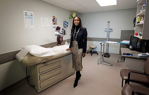 MIKE DEAL / WINNIPEG FREE PRESS
Dr. Omolayo Famuyide is the Medical Director and Founder of the Layo Centre, 633 Lodge Avenue. She is an expert in the area of women&#x2019;s health. 
See AV Kitching story
231116 - Thursday, November 16, 2023.