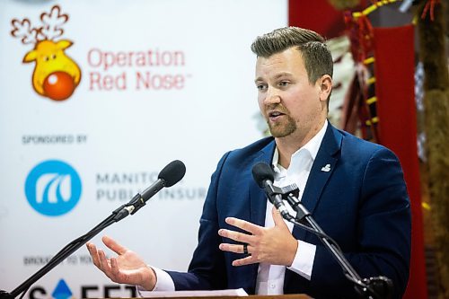 MIKAELA MACKENZIE / WINNIPEG FREE PRESS

Matt Friesen, VP of central sales of Western Financial Group Insurance Solutions, speaks at the launch of Operation Red Nose on Friday, Nov. 17, 2023.  For Chris story.
Winnipeg Free Press 2023.