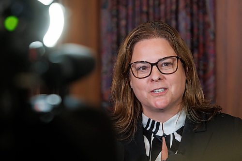 MIKE DEAL / WINNIPEG FREE PRESS
Heather Stefanson, Leader of the Official Opposition, discusses her the PC party priorities for the fall Legislative session in her office at the Manitoba Legislative building Wednesday afternoon.
See Carol Sanders story.
231115 - Wednesday, November 15, 2023.