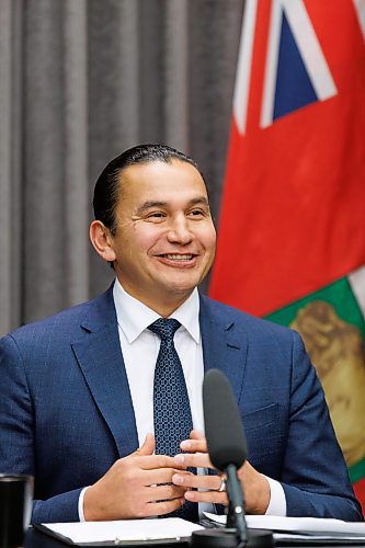 MIKE DEAL / WINNIPEG FREE PRESS
Premier Wab Kinew talks to the media prior to the Speech from the Throne that takes place later in the afternoon.
231121 - Tuesday, November 21, 2023.