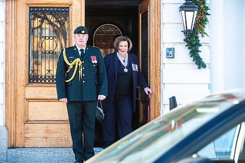 MIKAELA MACKENZIE / WINNIPEG FREE PRESS

Lieutenant-governor Anita Neville departs Government House to lead throne speech ceremonies at the Manitoba Legislative Building on Tuesday, Nov. 21, 2023. 
Winnipeg Free Press 2023.