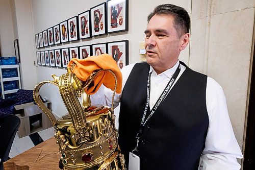 MIKE DEAL / WINNIPEG FREE PRESS
Sergeant-at-Arms,&#xa0;Dave Shuttleworth, polishes the Mace in his office prior to the Speech from the Throne on Tuesday.
20231121 - Tuesday, November 21, 2023
231121 - Tuesday, November 21, 2023.