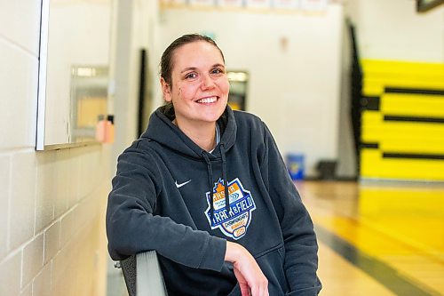 MIKAELA MACKENZIE / WINNIPEG FREE PRESS

Head volleyball coach Amy Toews at Steinbach regional secondary school on Wednesday, Nov. 22, 2023. For Mike Sawatzky story.
Winnipeg Free Press 2023.