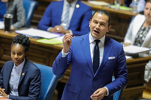 RUTH BONNEVILLE / WINNIPEG FREE PRESS

LOCAL - question period at LEG

Manitoba's new Premier, Wab Kinew and members of his caucus, will take questions from the official opposition, PC leader, Heather Stefanson and her members, in the house at the Legislative Building Wednesday. 

Nov 22nd,, 2023