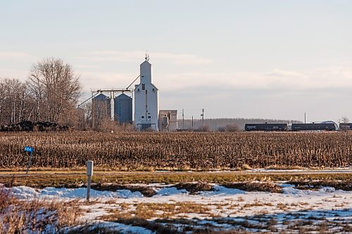 MIKE DEAL / WINNIPEG FREE PRESS
Scoular Grain, is located in the Petersfield area is one of the oldest grain elevators left in the province that runs up to Gimli to deliver grain to Diageo on a privately owned short line railroad.
See Martin Cash story
231123 - Thursday, November 23, 2023.