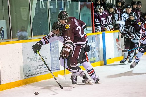 MIKAELA MACKENZIE / WINNIPEG FREE PRESS

Westwood Warrior Nikolaj Bilenko (24) and College Beliveau Barracuda Owen Flockton (16) battle for the puck at the Keith Bodley Arena on Wednesday, Nov. 29, 2023. For sports story.
Winnipeg Free Press 2023.